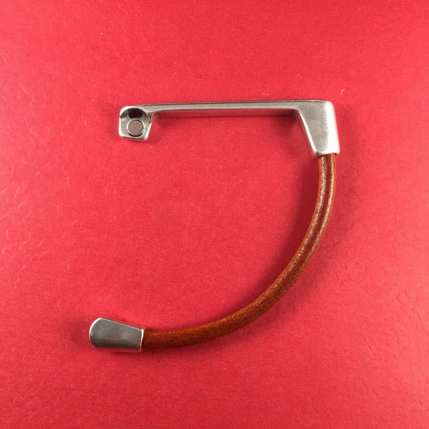 B0063>>MADE in EUROPE zamak half bracelet, zamak bar clasp, silver stick clasp, 5mm round cord clasp Qty1