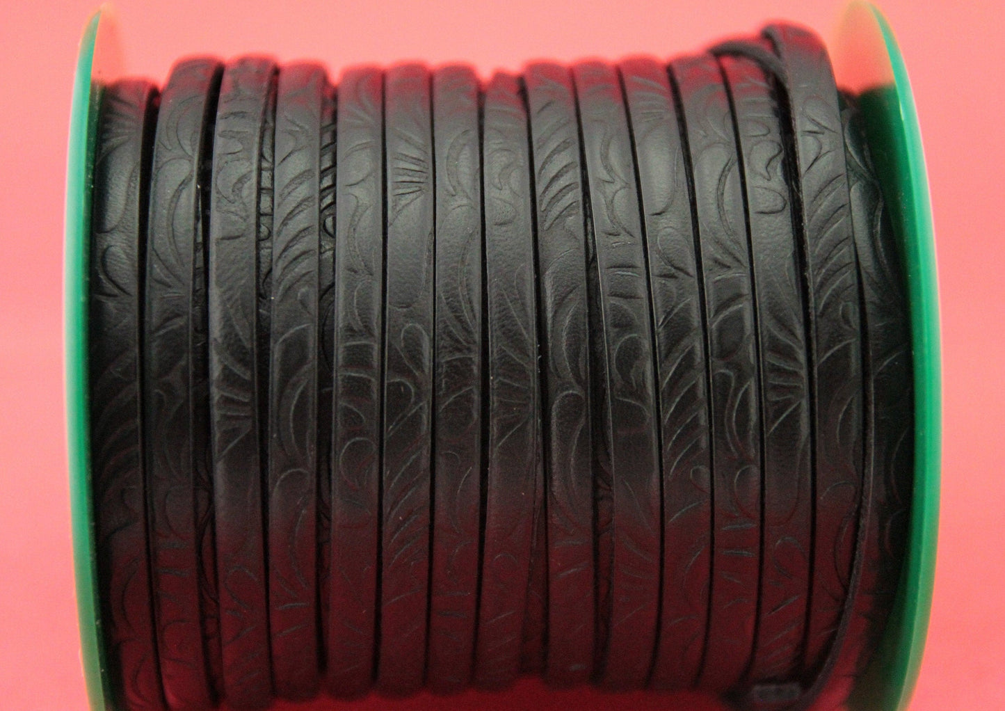 MADE in EUROPE 24'' flat 5mm engraved leather cord, 5mm flat leather cord, 5mm embossed leather cord (Marf5petneg)