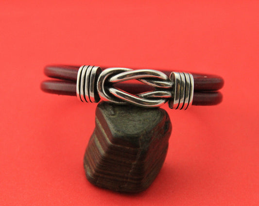 C0153>>MADE in EUROPE zamak celtic knot connector 10x5mm