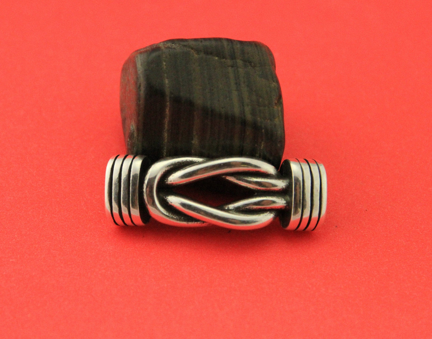 C0153>>MADE in EUROPE zamak celtic knot connector 10x5mm
