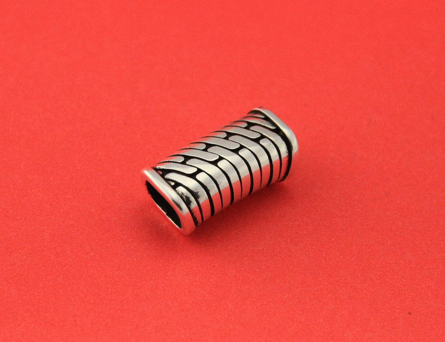 LS0085>> MADE in EUROPE zamak licorice tube for 10x6mm
