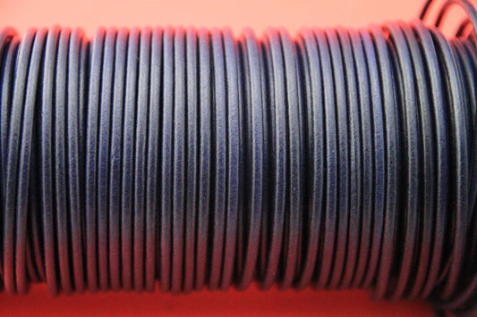 MADE in EUROPE 2 yards of 3mm dark blue leather cord, 3mm round leather cord, genuine leather cord (MARR3AZM)