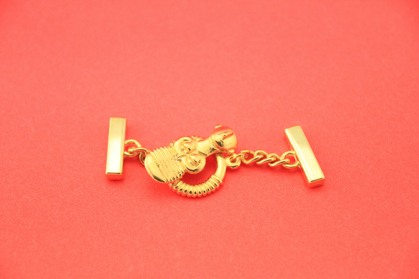 FC0354>> MADE in EUROPE 20mm gold toggle clasp, Cycladic Goddess toggle clasp