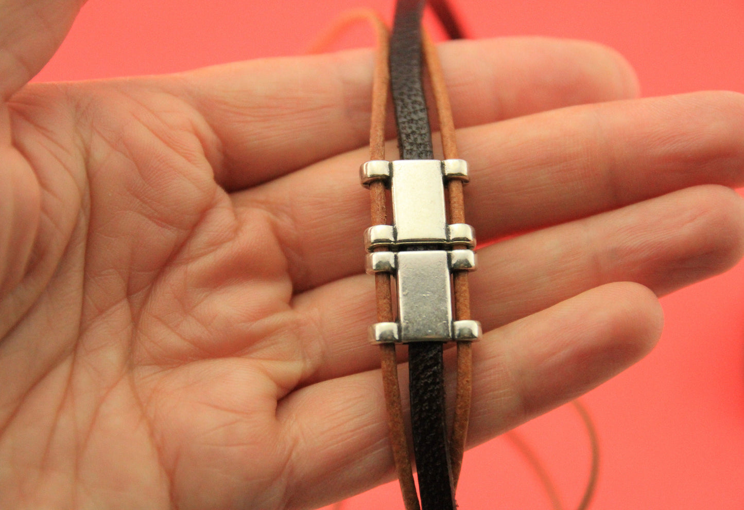 C0151>> MADE in EUROPE 2 flat and round cord connector-sliders (ablz234)
