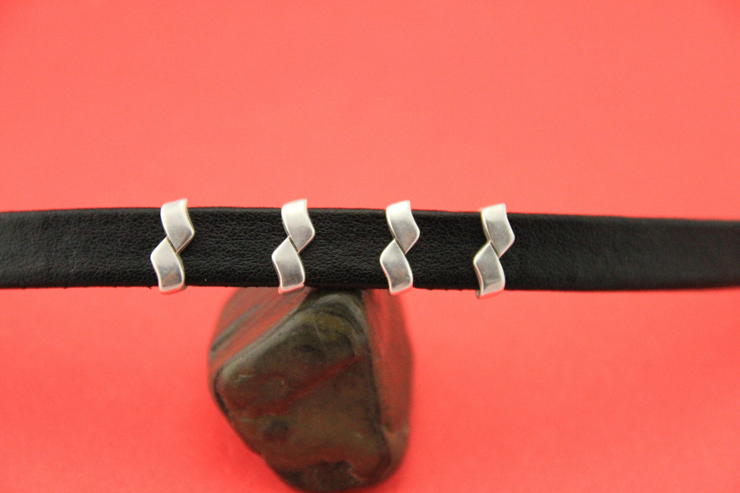 FS0477>>MADE in EUROPE 4 zamak ribbon sliders for 10mm flat cord, 10mm zamak slider, flat leather cord slider, (PF12830) Qty4