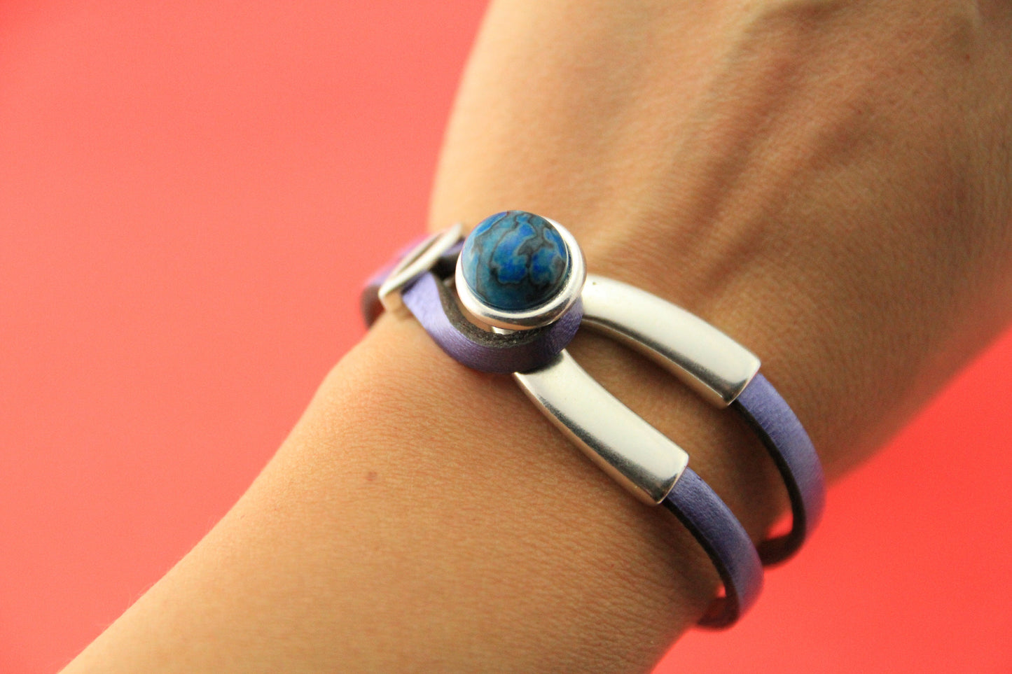 B0091>>MADE in EUROPE zamak wishbone clasp with cabochon and slider, 5mm flat cord clasp,  U clasp Qty1set