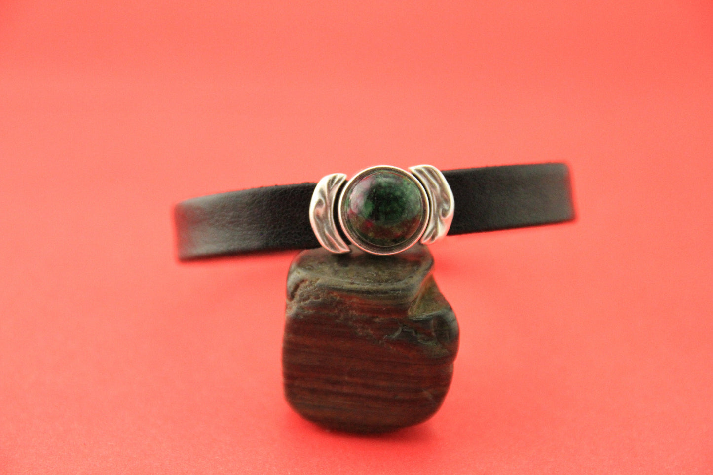 FS0489>>MADE IN EUROPE zamak 10mm slider with natural gemstone, 10mm flat cord slider with natural stone cabochon, Qty1