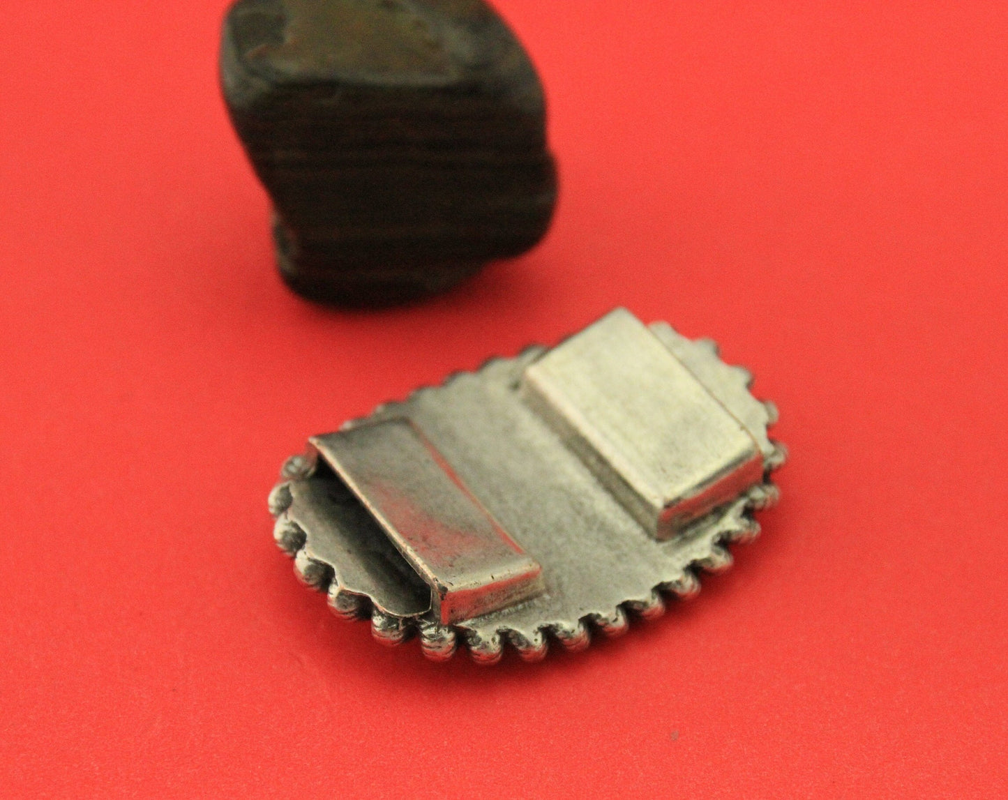 C0154>>MADE in EUROPE zamak 20mm oval connector, large silver connector