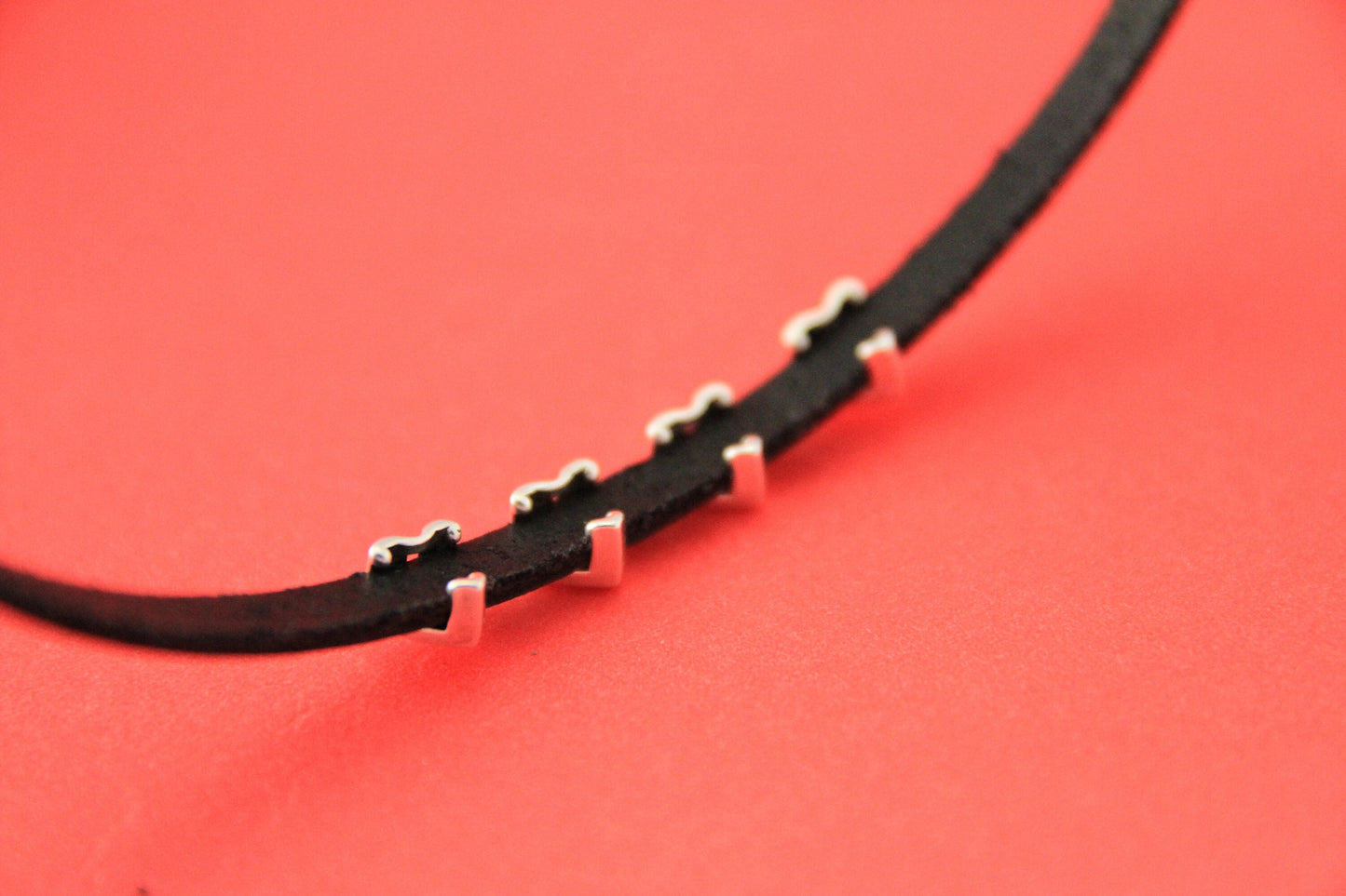 FS0505>>MADE in EUROPE 4 zamak heart crimp- sliders for 5mm cord, flat cord heart  slider, silver heart slider qty4