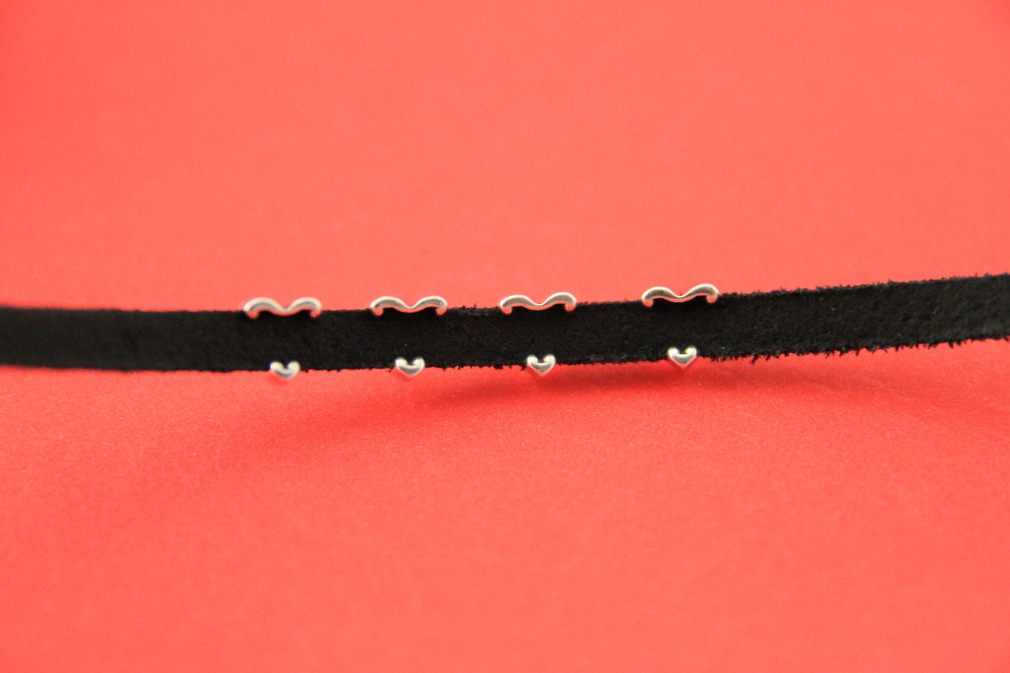 FS0505>>MADE in EUROPE 4 zamak heart crimp- sliders for 5mm cord, flat cord heart  slider, silver heart slider qty4