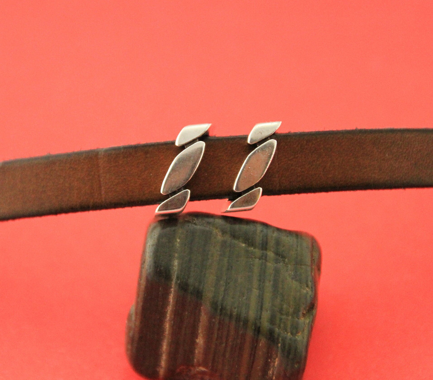 FS0509>>MADE IN EUROPE 2 zamak slider bars, flat cord slider, 10mm flat cord sliders, silver bar sliders Qty2