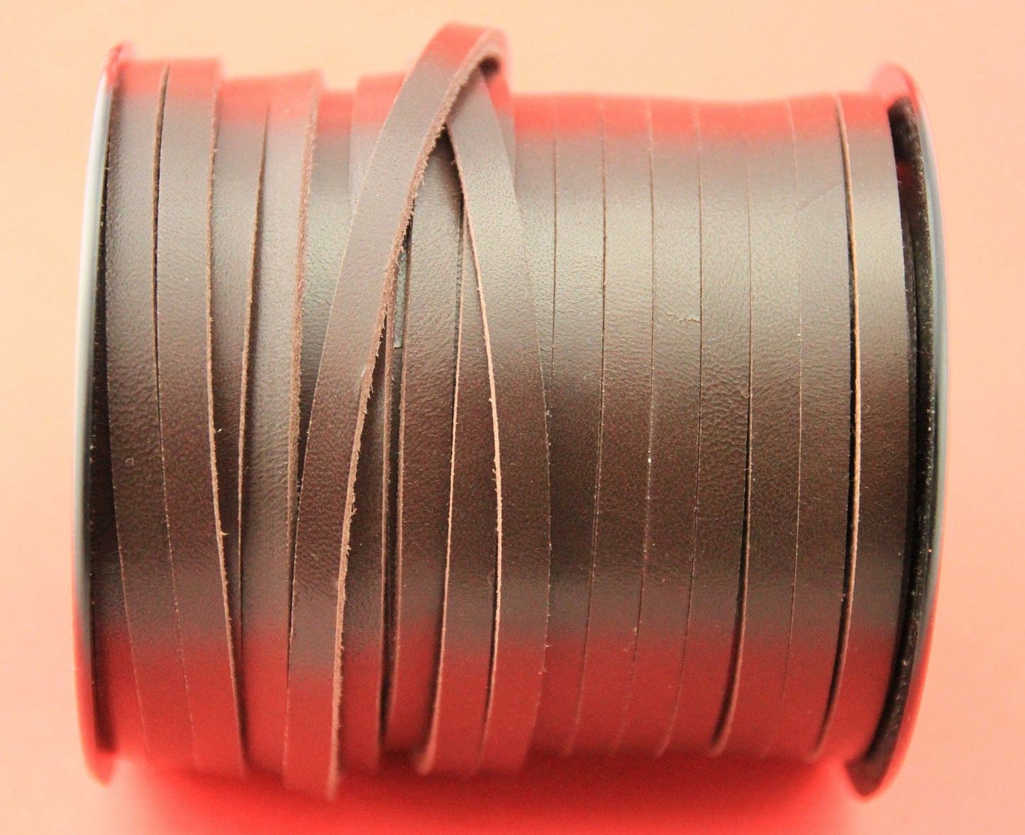 MADE in EUROPE 1 yard of 5mm dark brown flat leather cord, 5mm genuine leather cord, flat 5mm real leather cord (MARF5BRALCORT)