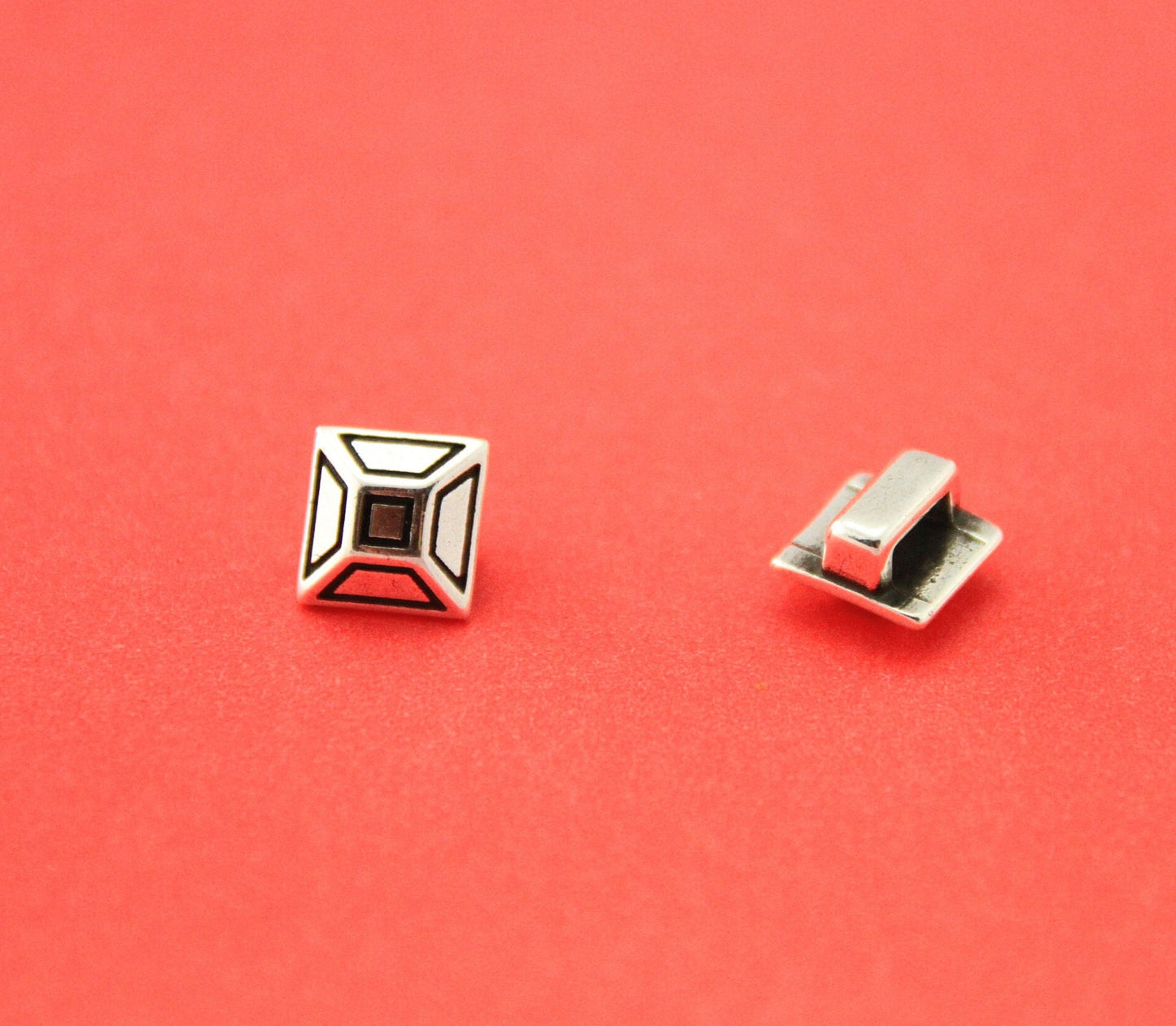 FS0490>>MADE in EUROPE zamak 2 square sliders for 6mm leather, 6mm flat sliders