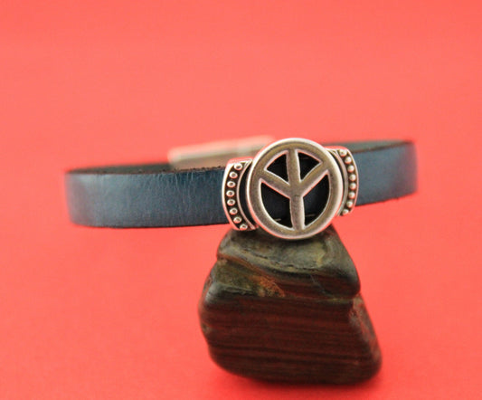 FS0500>>MADE in EUROPE 2 zamak peace sign sliders, 10mm flat cord sliders, 10mm leather cord sliders,  Qty2