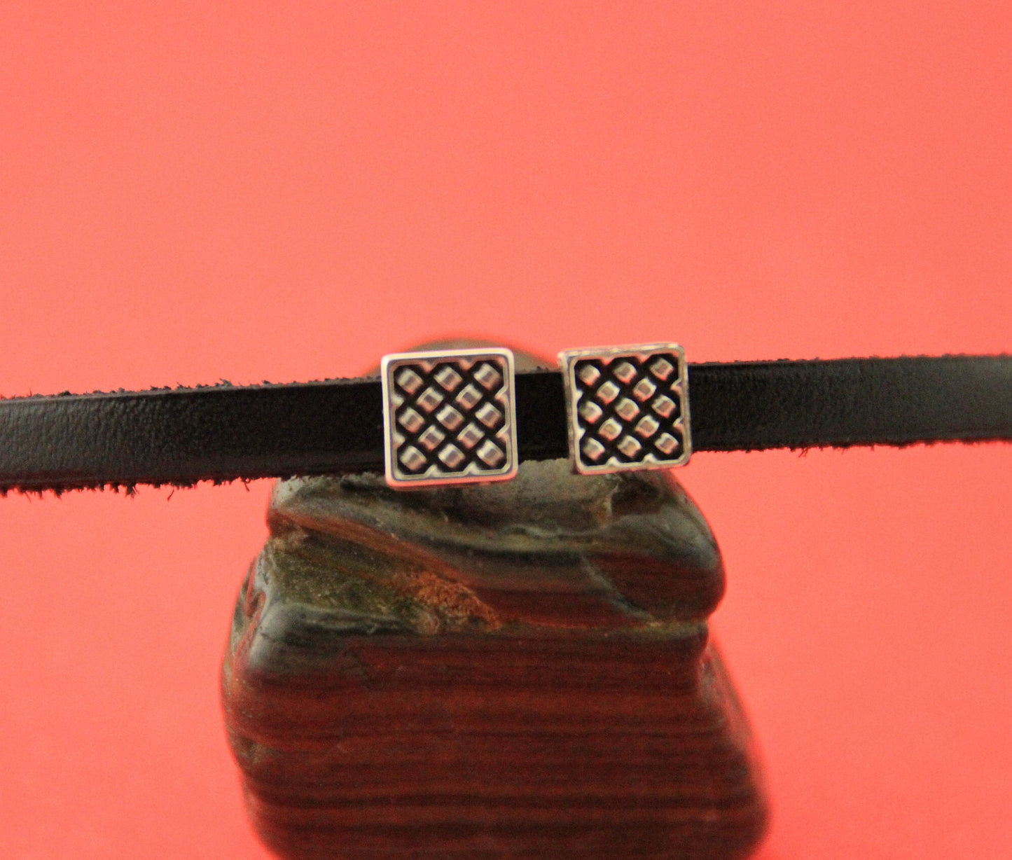 FS0502>>MADE in EUROPE zamak 4 square sliders for 5mm leather, 5mm flat sliders Qty4