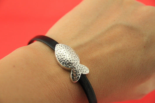 FC0365>>MADE in EUROPE zamak 6mm cord clasp, zamak fish clasp, hammered fish clasp, 6mm fish  clasp Qty1
