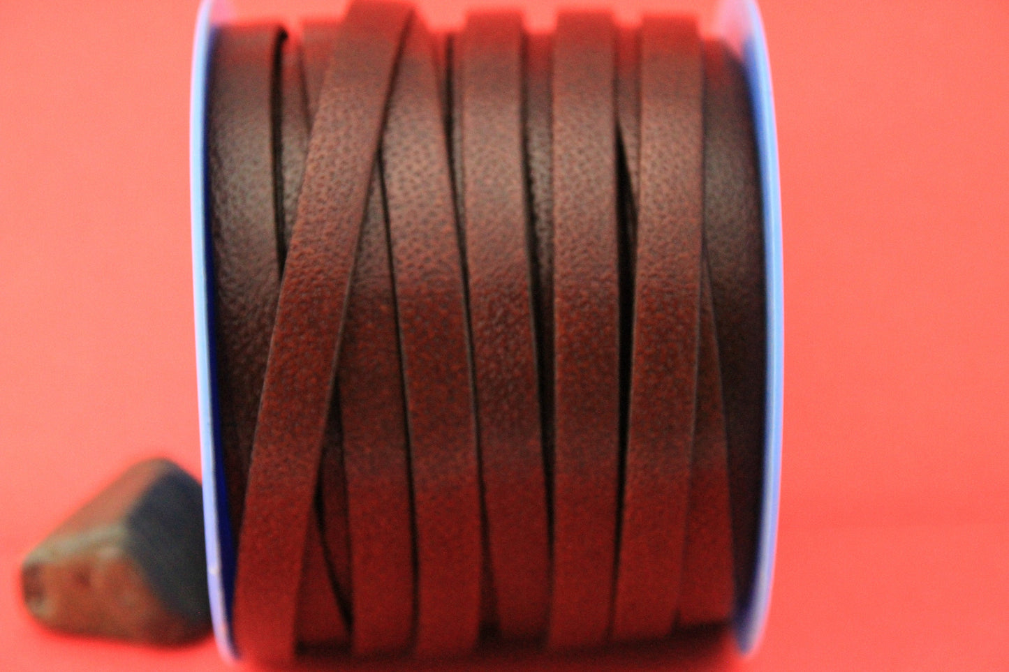 MADE in EUROPE 24'' genuine camel leather cord, 10mm flat leather cord, 10mm flat cognac leather cord, cognac leather cord (vm10camcam)