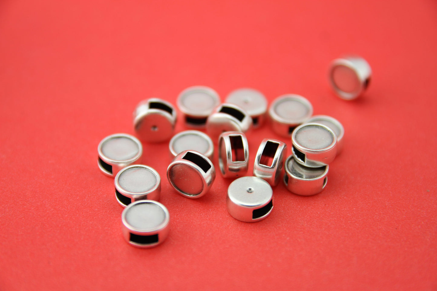 FS0516>>MADE in EUROPE 4 zamak slider settings for 5mm cord, flat cord slider, qty4