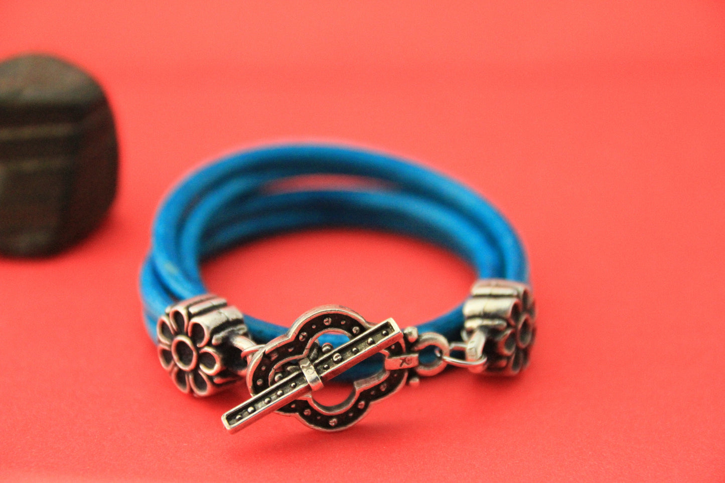 RC0186>>MADE IN EUROPE 4mm round cord toggle clasp, wrap bracelet toggle clasp (X2777/5993AS)