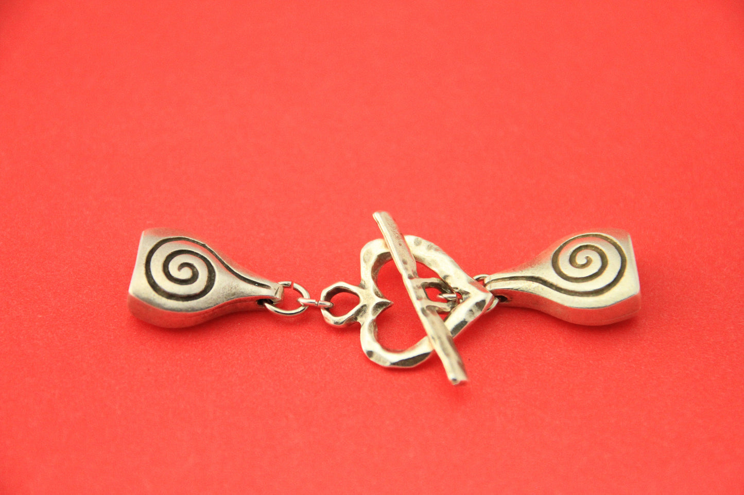 FC0370>>MADE IN EUROPE round cord toggle clasp, wrap bracelet toggle clasp (B3224/4425AS)