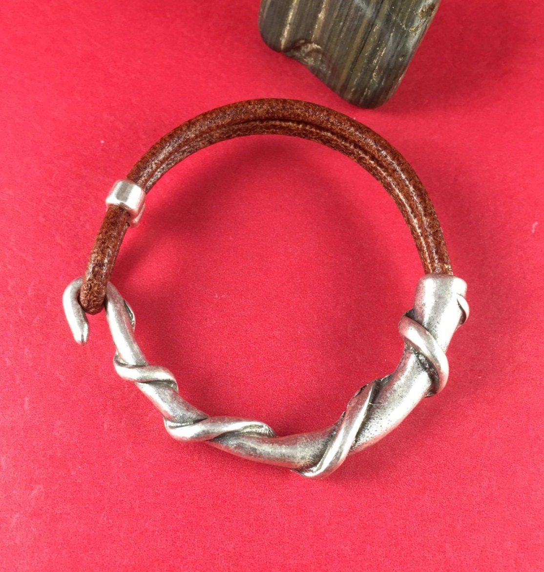 B0029>> MADE IN EUROPE  zamak half bracelet with strand separator, bracelet hook clasp (6779S) qty 1set