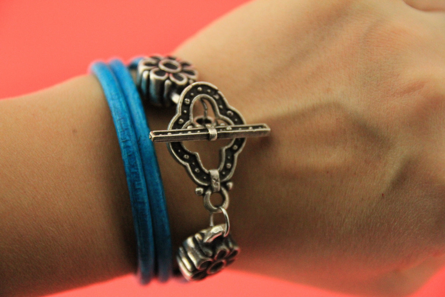 RC0186>>MADE IN EUROPE 4mm round cord toggle clasp, wrap bracelet toggle clasp (X2777/5993AS)