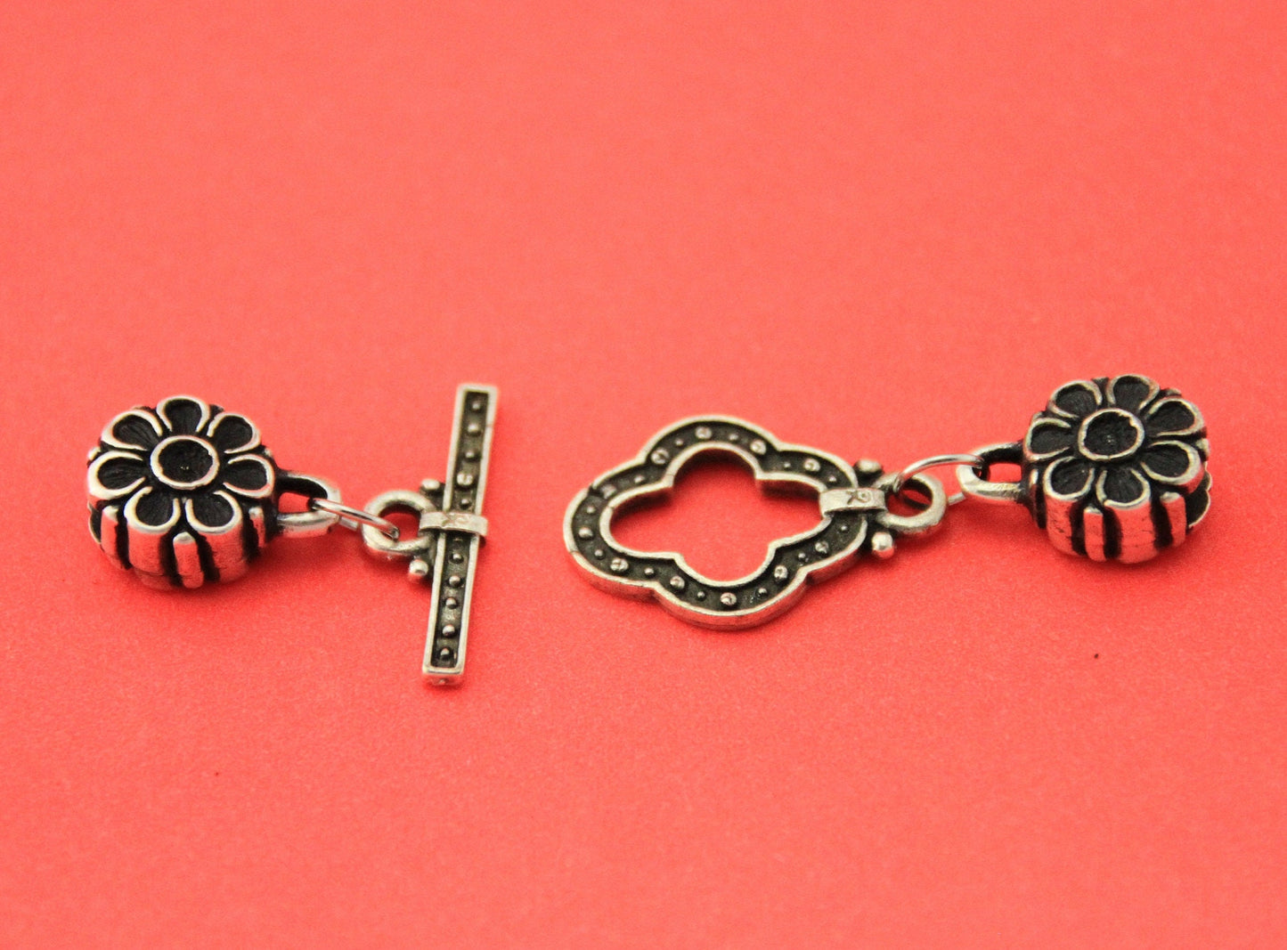 RC0186>>MADE IN EUROPE 4mm round cord toggle clasp, wrap bracelet toggle clasp (X2777/5993AS)