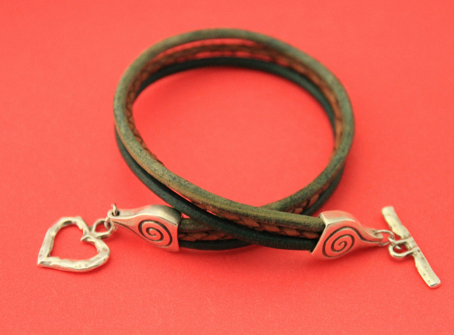 FC0370>>MADE IN EUROPE round cord toggle clasp, wrap bracelet toggle clasp (B3224/4425AS)