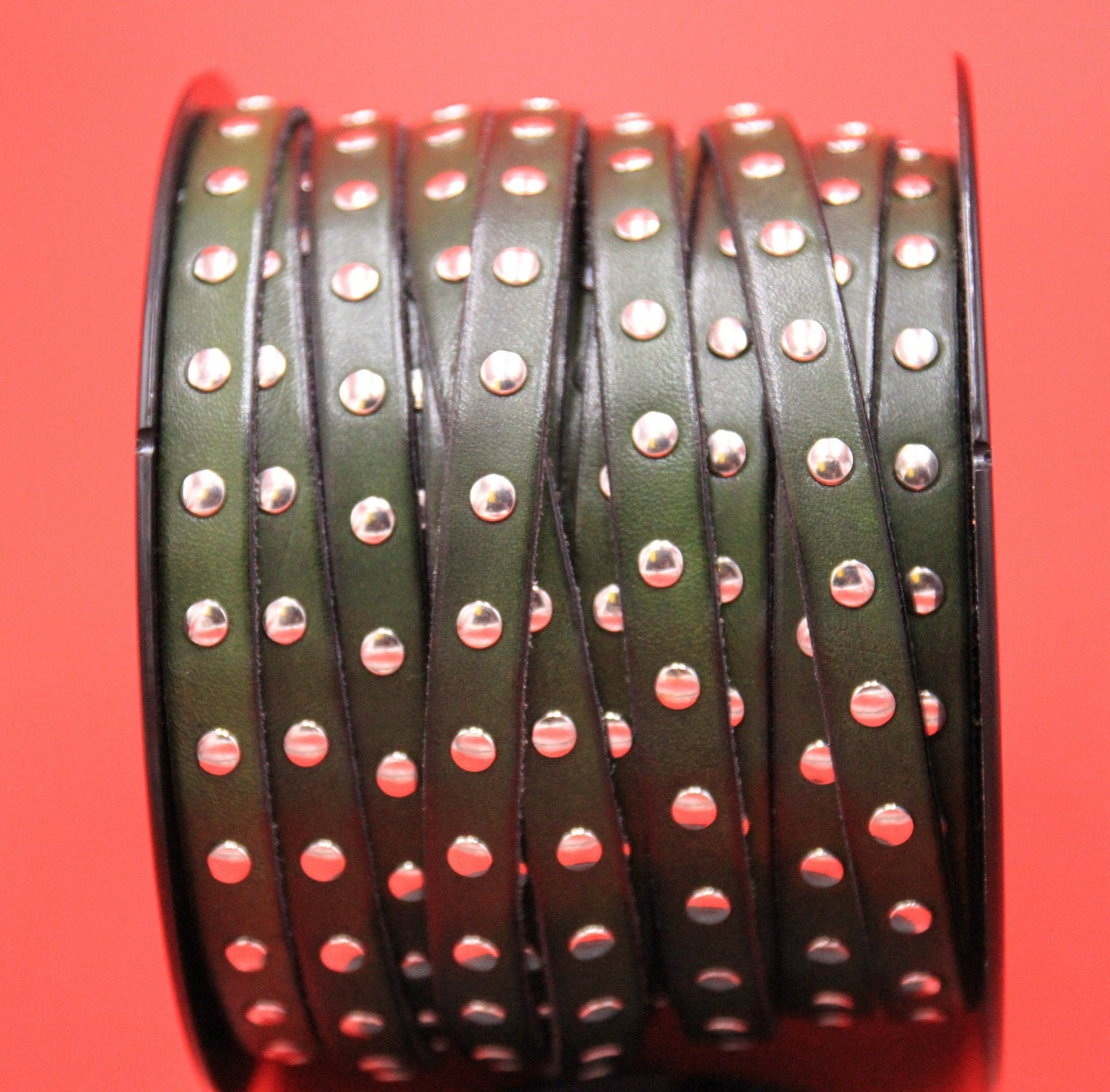 MADE in EUROPE 24'' dark green leather cord with rivets, 10mm studded  leather cord, 10mm flat leather cord(AR220/10/11)