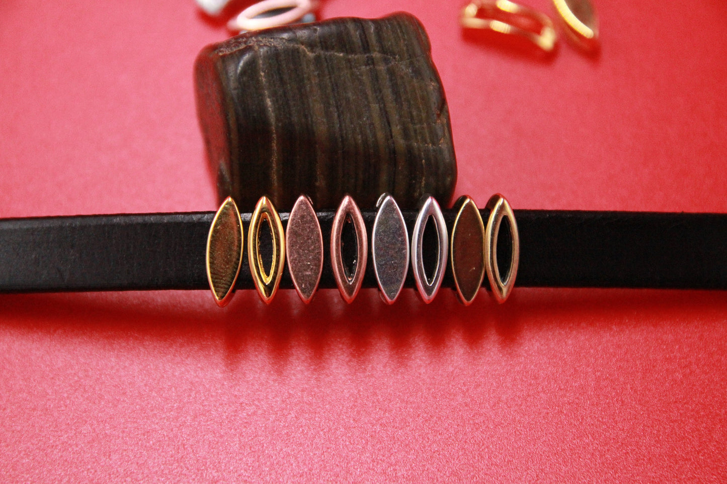 FS0052>>MADE in EUROPE 4 zamak slider bars, 10mm flat cord slider bars, 10mm leather cord simple sliders, zamak sliders Qty4
