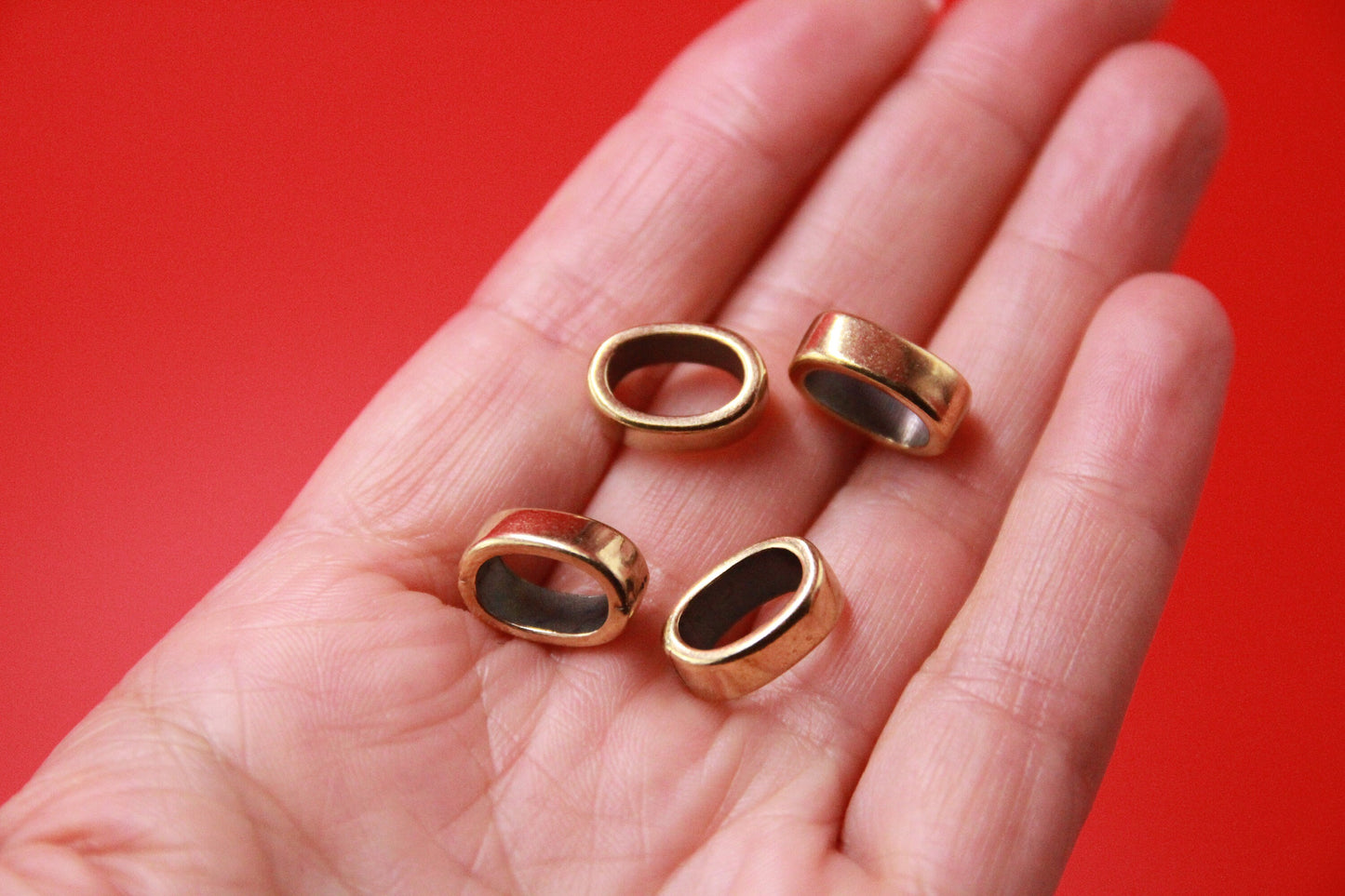 LS0060>>MADE IN EUROPE 4 zamak ring sliders, licorice ring sliders, 10x6mm slider rings,NG0743 Qty4