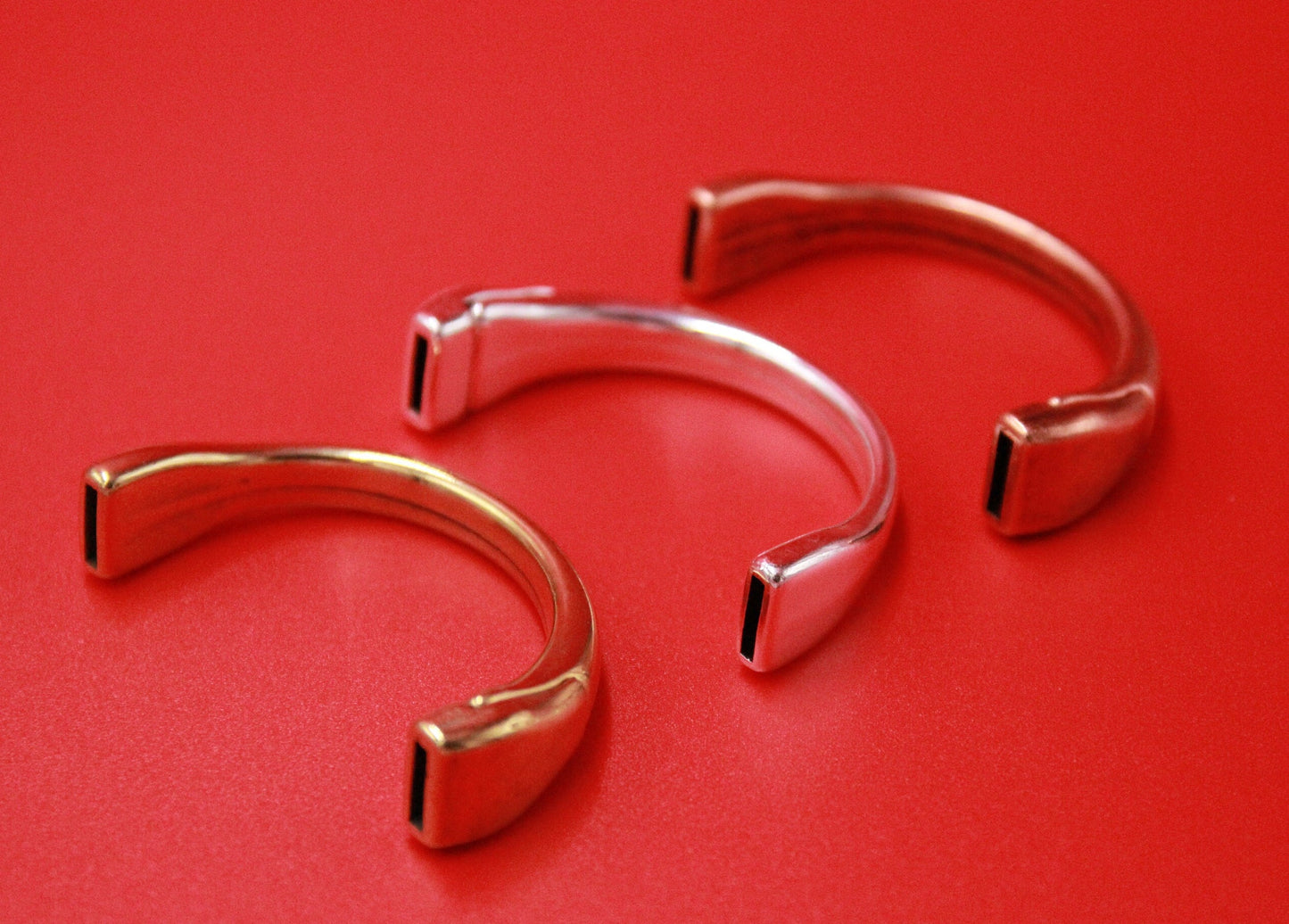 B0070>>MADE IN EUROPE zamak half bracelet, 10mm cord half cuff, silver half bracelet, copper half bracelet Qty1