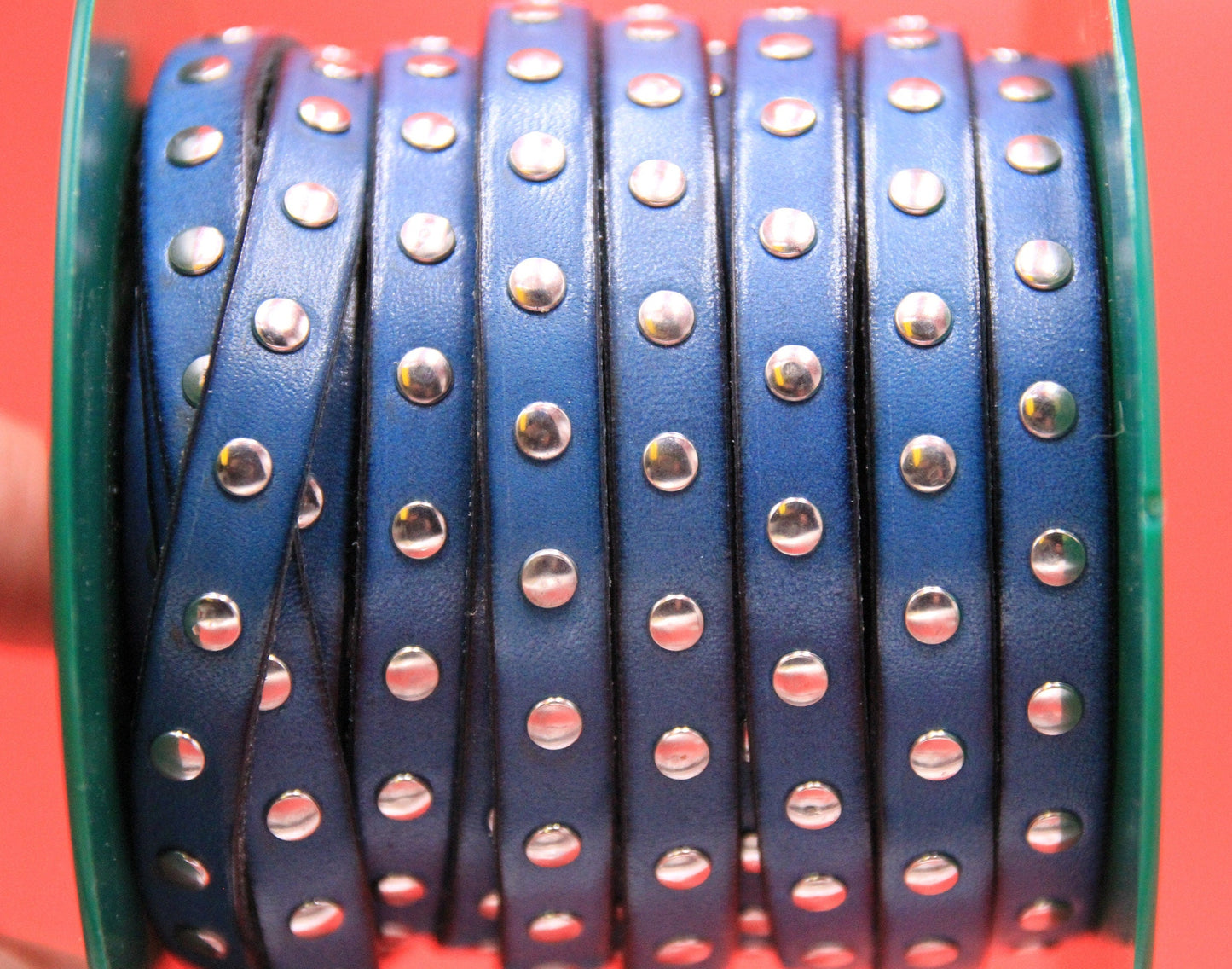 MADE in EUROPE 24'' leather cord with rivets, 10mm studded turquoise  leather cord, 10mm flat leather cord(AR220/10/19)