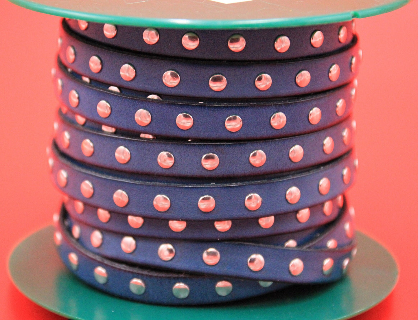 MADE in EUROPE 24'' leather cord with rivets, 10mm studded turquoise  leather cord, 10mm flat leather cord(AR220/10/19)