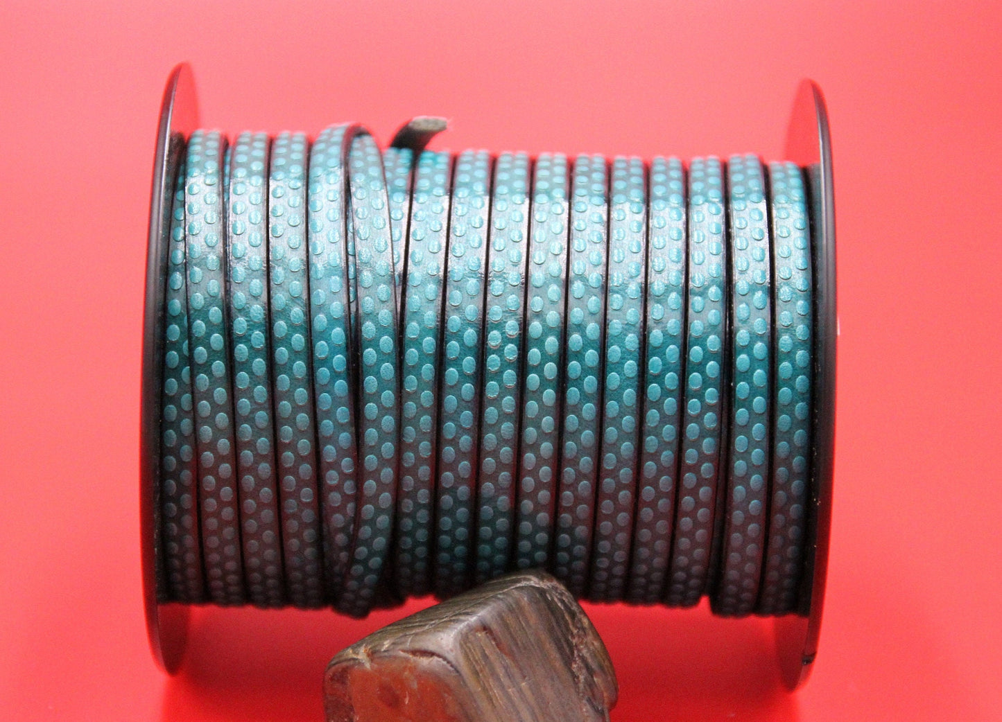 MADE in EUROPE 24'' flat 5mm engraved turquoise leather cord, 5mm flat leather cord, 5mm embossed leather cord(AR110/05/18)
