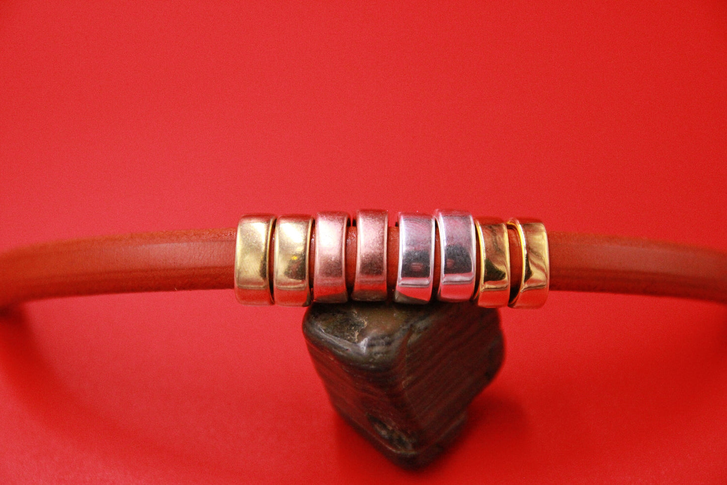 LS0060>>MADE IN EUROPE 4 zamak ring sliders, licorice ring sliders, 10x6mm slider rings,NG0743 Qty4
