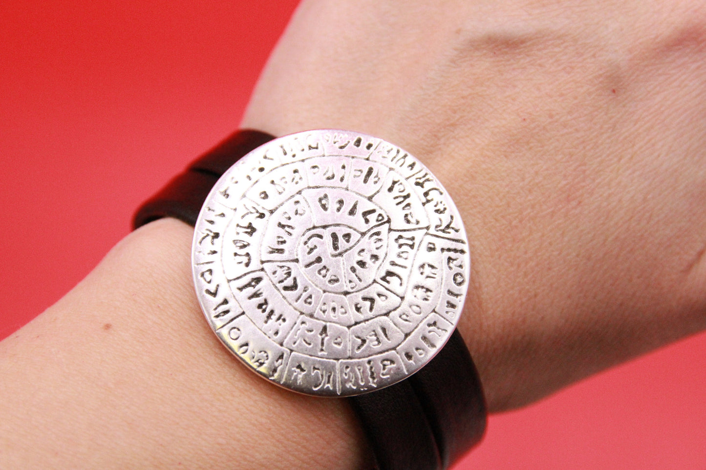 FS0528>>MADE IN EUROPE zamak Phaistos disk slider, greek Phaistos disk slider, Qty1
