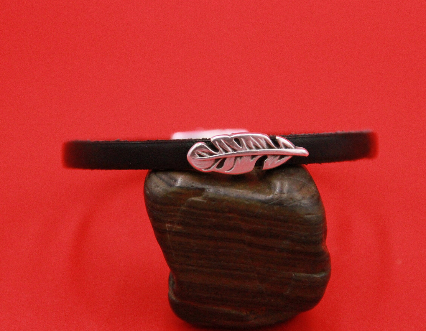 FS0533>>MADE in EUROPE 4 zamak feather sliders for 5mm flat cord, flat cord slider, zamak tiny feather sliders qty4
