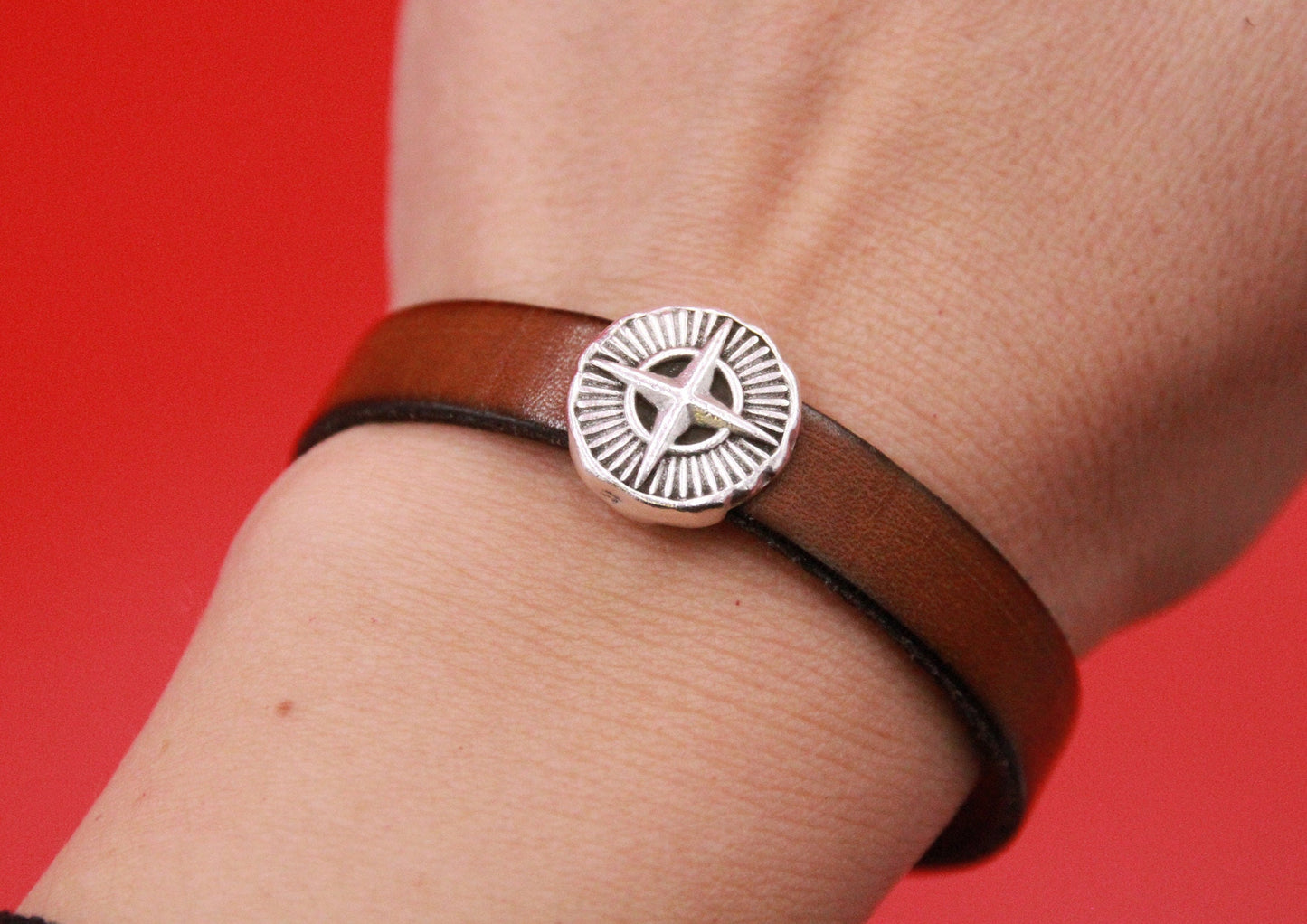 FS0537>>MADE in EUROPE 2 pewter compass sliders, 10mm flat cord crimp compass sliders, 10mm leather cord sliders Qty2