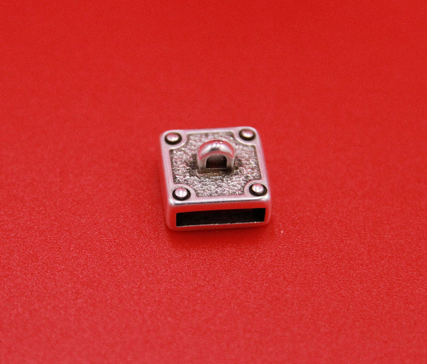 FS0532>>MADE in EUROPE  2 flat cord sliders with hanging ring, 10mm sliders with charm holder Qty2