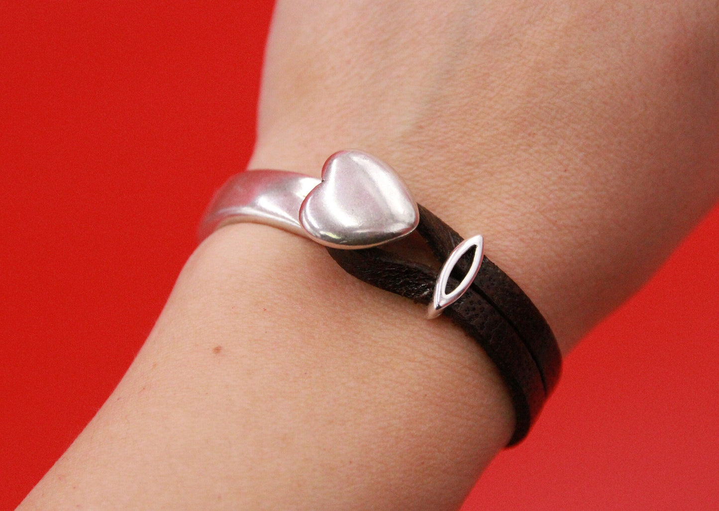 B0019>>MADE in EUROPE zamak heart half bracelet,flat cord half bracelet finding with slider, silver heart half bracelet,  qty 1set