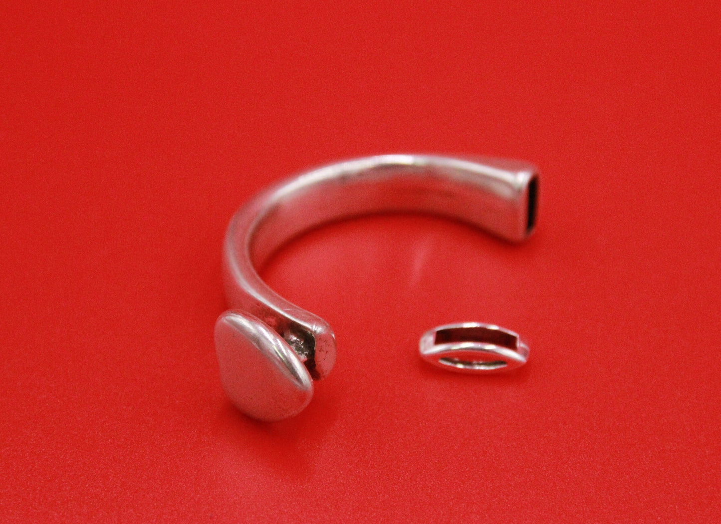 B0019>>MADE in EUROPE zamak heart half bracelet,flat cord half bracelet finding with slider, silver heart half bracelet,  qty 1set