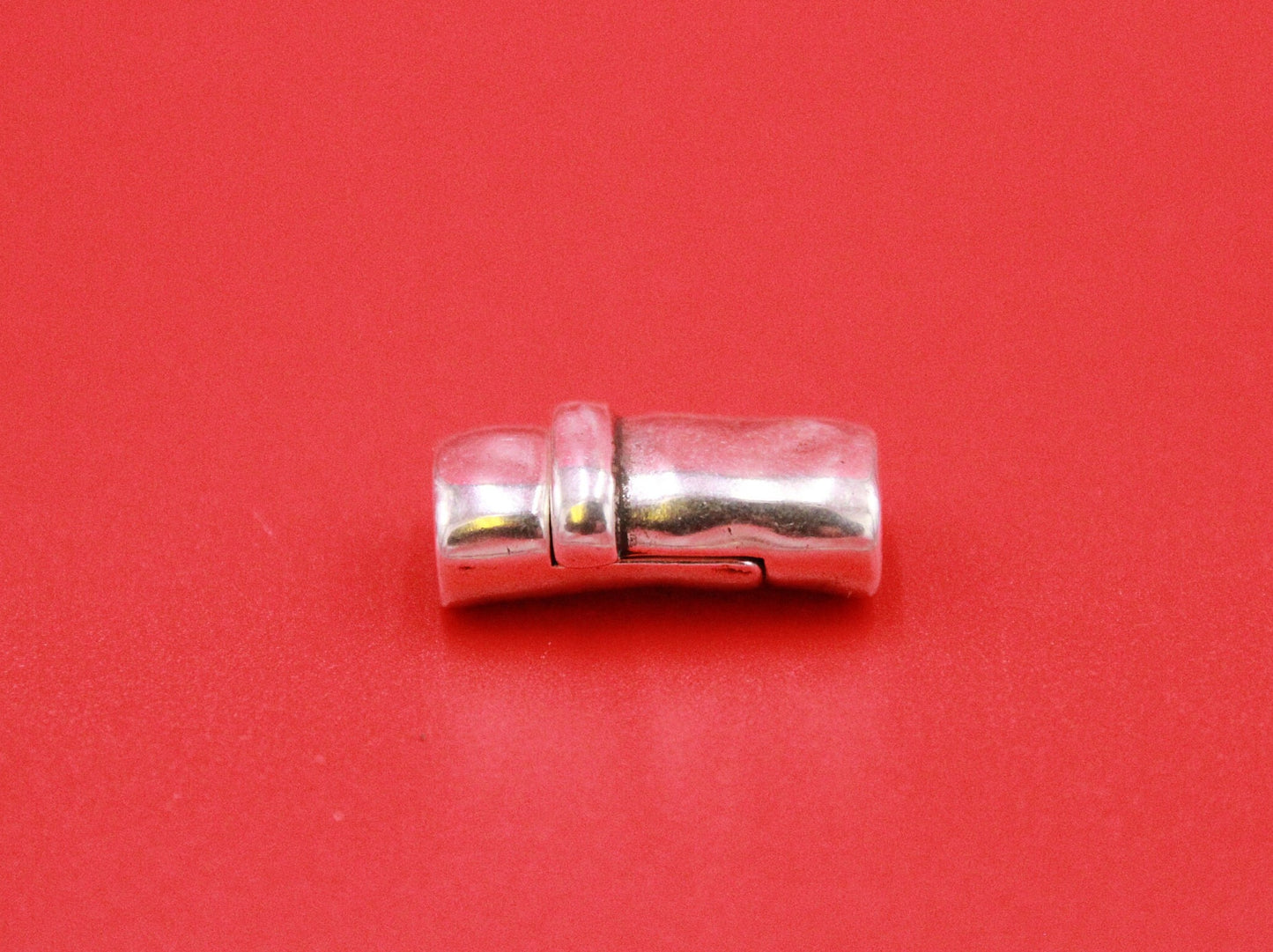 RC0192>>MADE IN EUROPE zamak 10mmx5mm clasp, 10x5mm magnetic clasp, double strand 5mm cord clasp Qty 1