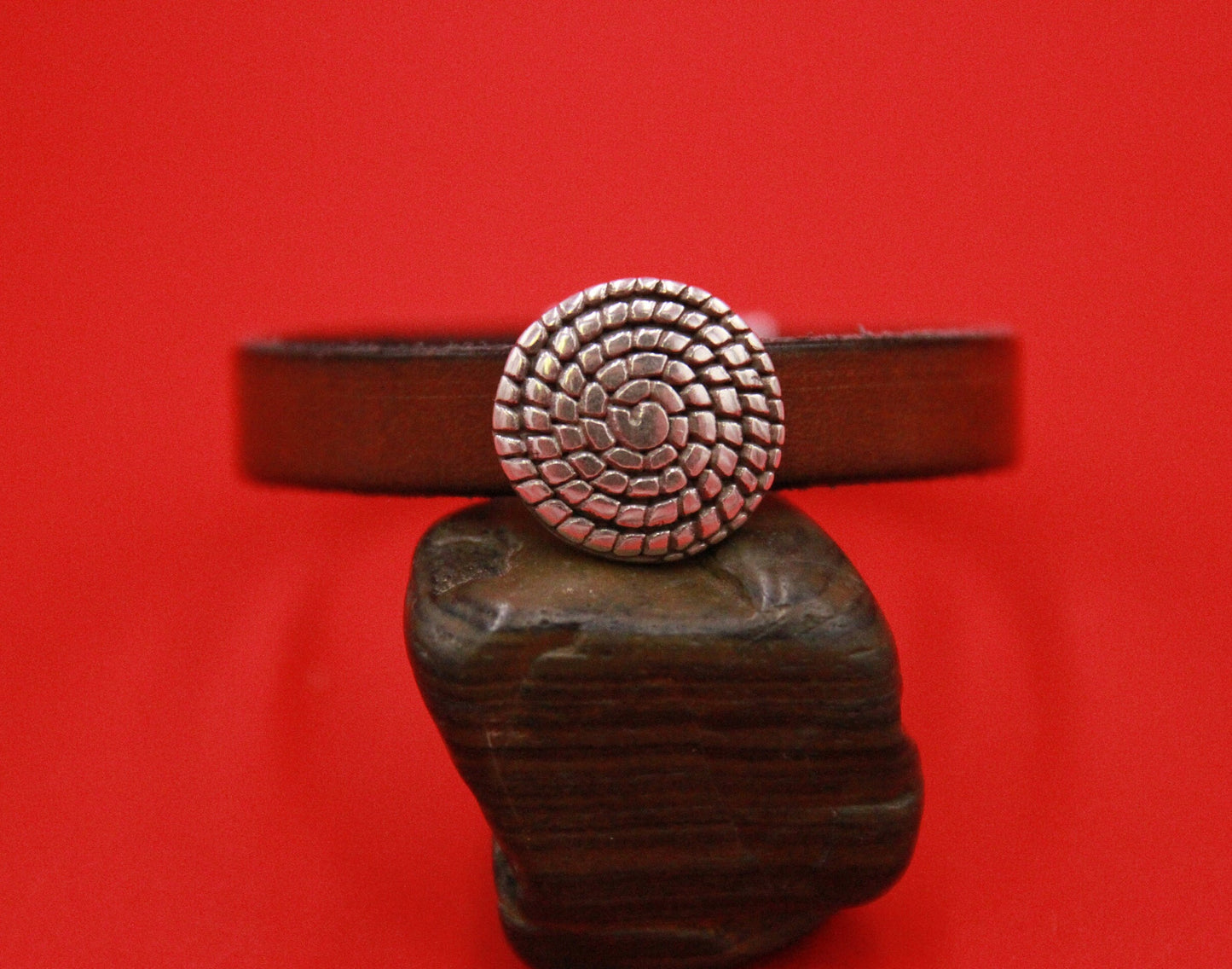 FS0545>>MADE in EUROPE 2 zamak round sliders, 10mm flat cord slider, 10mm leather cord engraved slider, (Qty2)