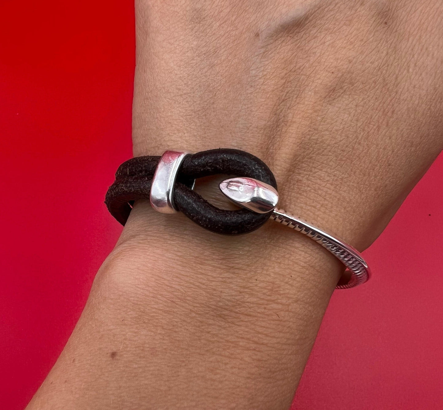 B0100>>MADE IN EUROPE  zamak half bracelet with loop maker ring, bracelet hook clasp (NG4634) qty 1set
