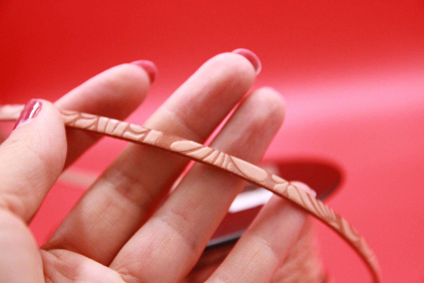 MADE in EUROPE 24'' engraved leather cord, 5mm and 10mm flat leather cord, flat embossed leather cord (AR150/01)
