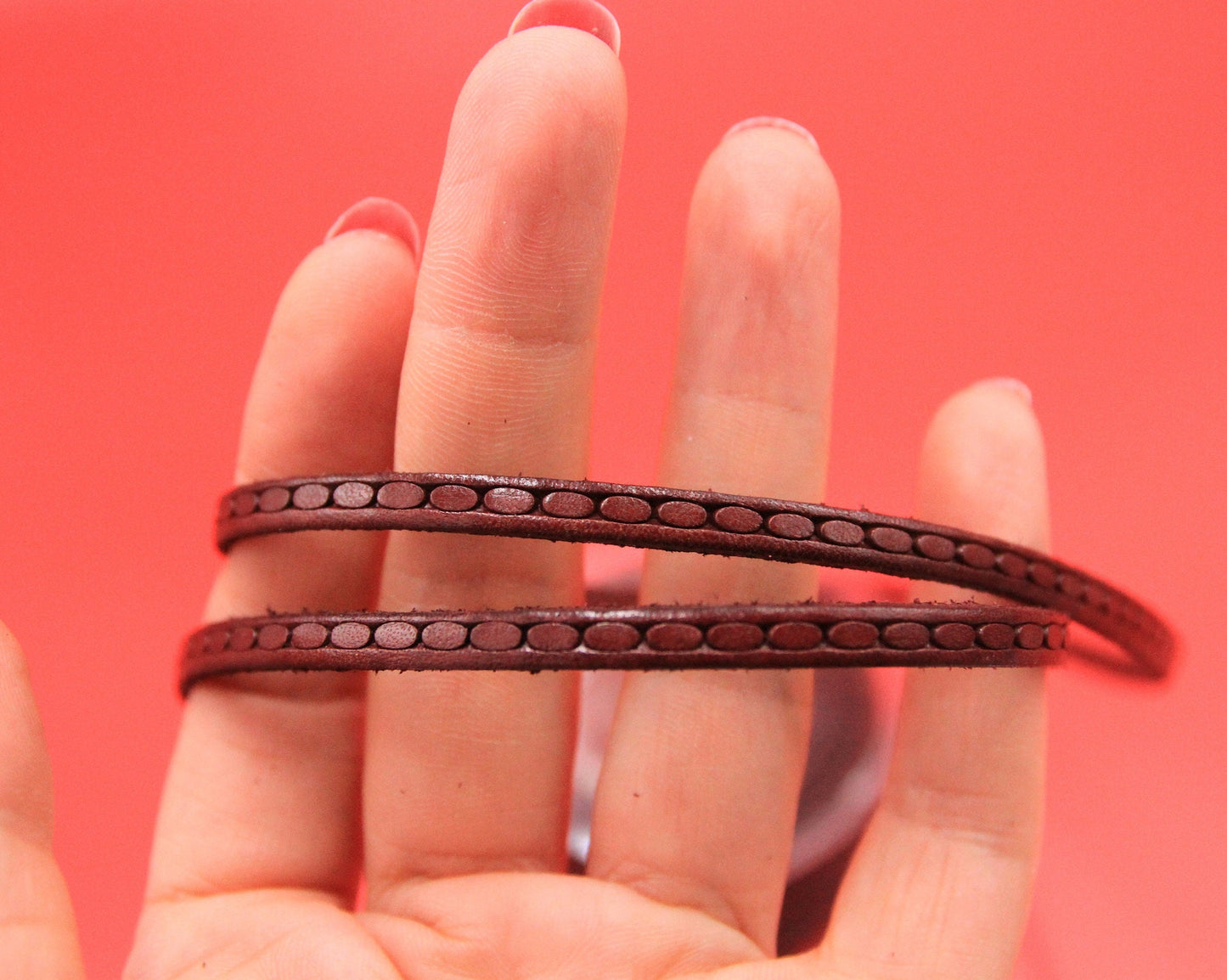 MADE in EUROPE 24'' flat 5mm engraved leather cord, 5mm flat leather cord, 5mm embossed leather cord(oval5/14)