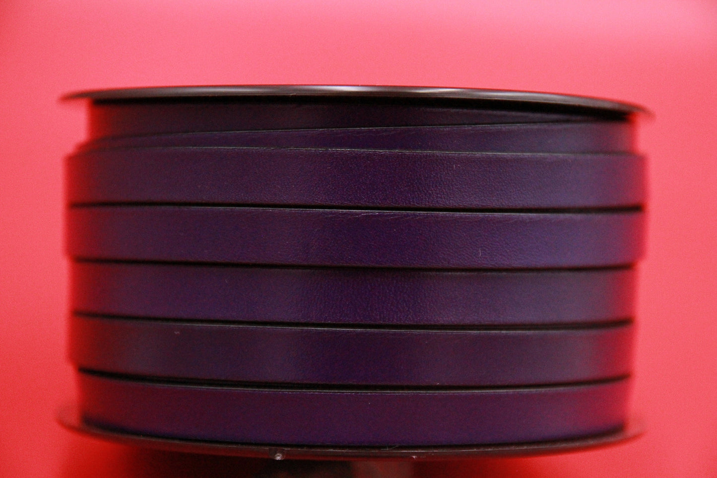 MADE in EUROPE 24" flat leather cord, 10mm leather cord, purple genuine leather cord (TCP10/28)