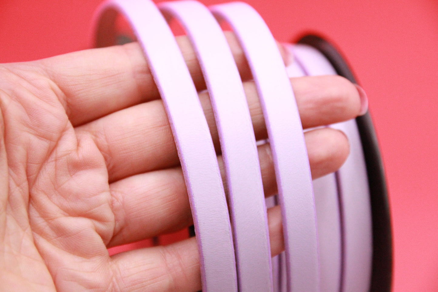 MADE in EUROPE 24" flat leather cord, 10mm leather cord, light lavender genuine leather cord (TCP10/27)