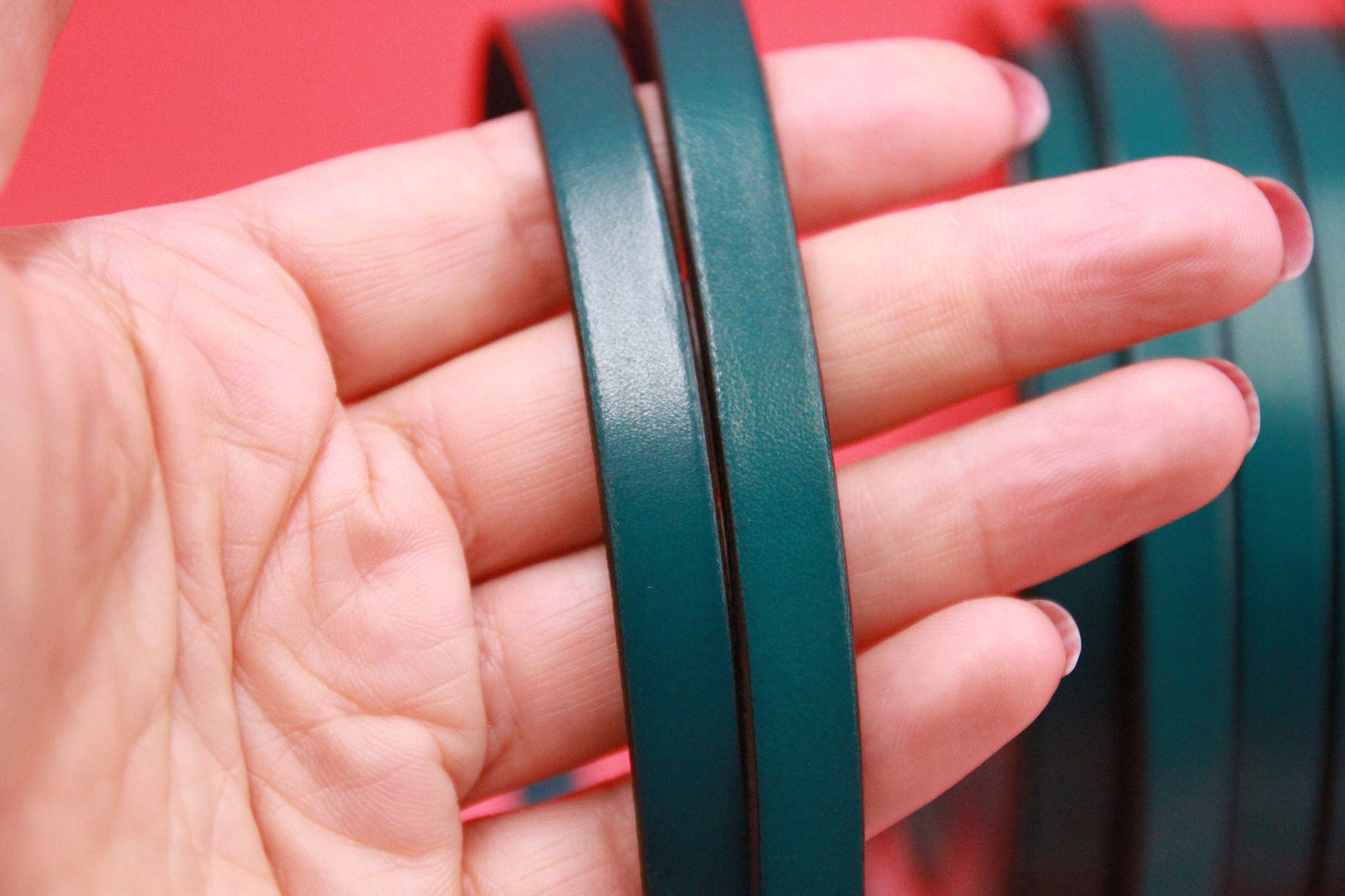 MADE in EUROPE 24" flat leather cord, 10mm leather cord, genuine leather cord (TCP10/64)